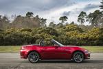 Mazda MX-5 Convertible Sport Tech 2020 года (UK)